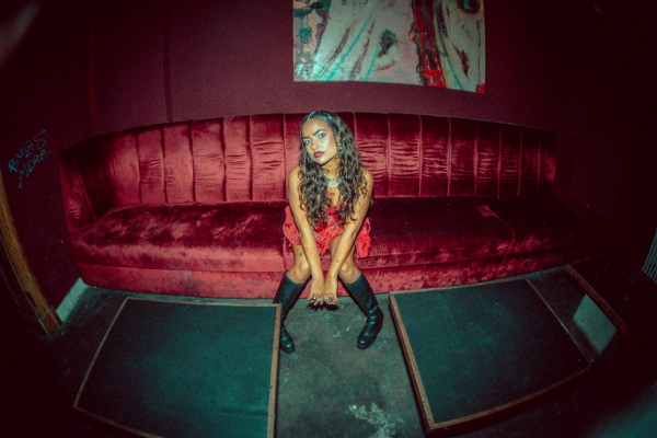 Do 25.9.25 - 21:00 - Hannah Mawi - Julian Adler